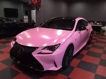 粉色雷克萨斯rc 350,这个颜色是专为小姐姐生产的吗!