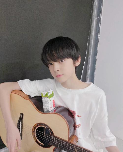 左航晒月光武士开机照