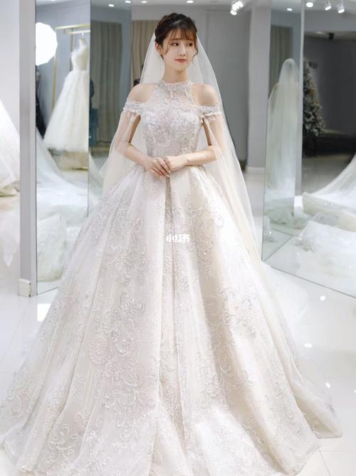 新娘_婚纱_婚礼_拍照_显瘦_婚纱礼服_婚嫁_婚礼造型