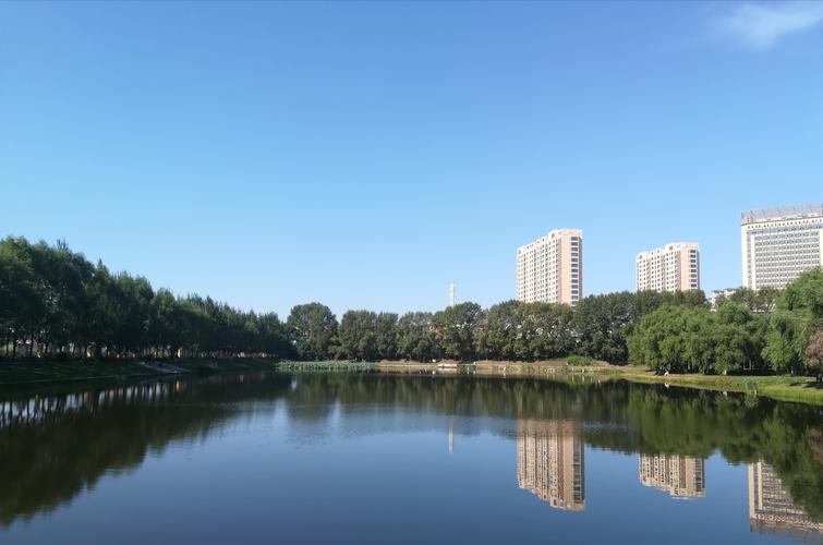 海伦市公园(人工湖)美景.