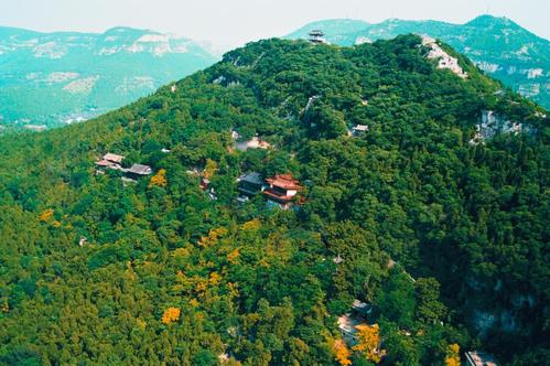 风景泉城 公园绿地 千佛山风景区位于济南中心城南部,是济南三大名胜