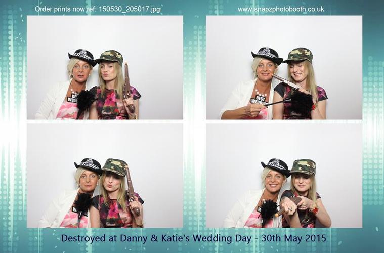 danny & katie. 30th may. - snapz photo booth hire