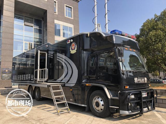 江西南昌警用高科技设备齐亮相移动的公安局5g指挥车成亮点组图