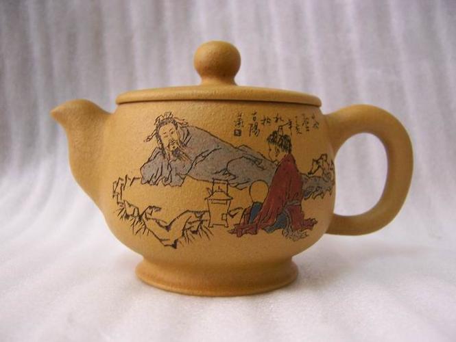 泥绘人物紫砂壶