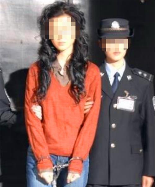 被捕后,毕丽梅对自己的犯罪经过供认不讳,而根据我