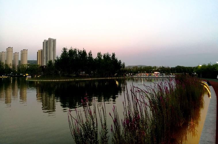西安雁鸣湖休闲公园