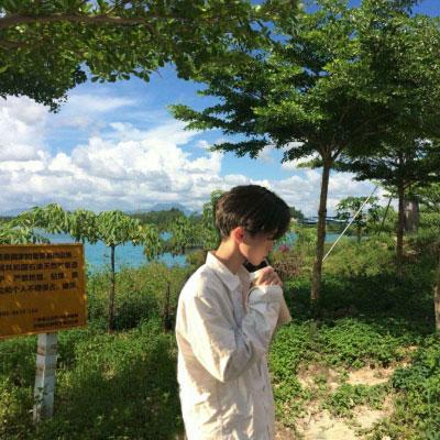 暖心干净阳光的男生头像很治愈可爱点