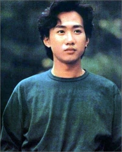 好帅,好可爱,大爱男神 黄家驹男神,女神头像一天一天不定更╮(╯_╰)