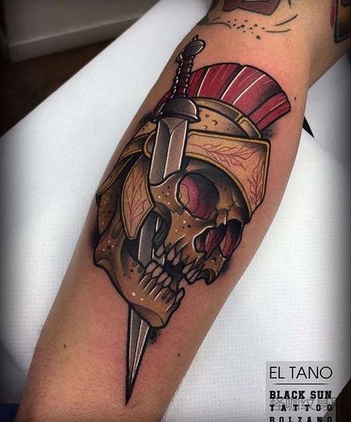 new school小腿骷髅匕首纹身图案