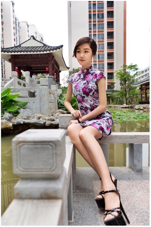 江南旗袍美女