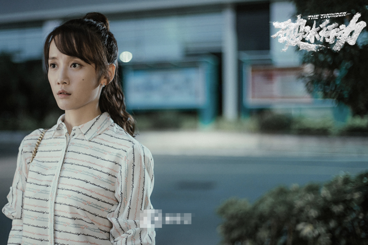破冰行动口碑收视双丰收李墨之新写真复古可爱