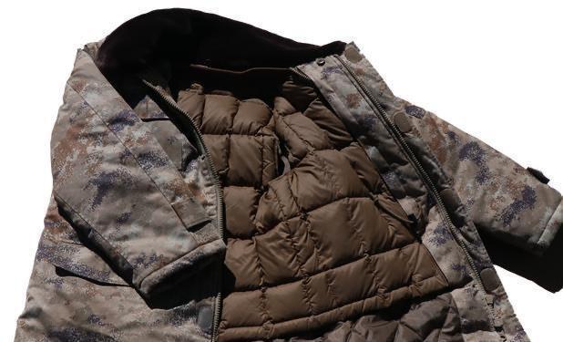 我军新一代防寒服登场,效果神奇令印军愤慨,零下40度仍正常巡逻