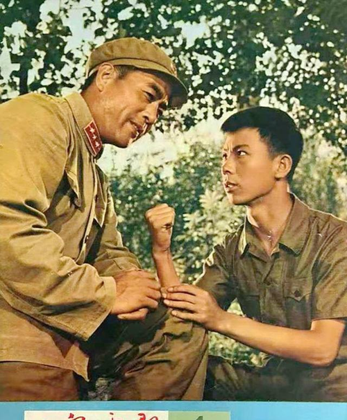 他是演《上甘岭》张连长的高保成,曾有拍百部电影夙愿