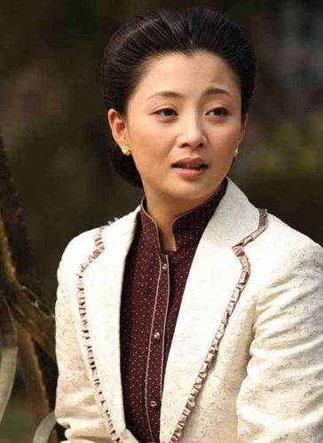 殷桃简历 殷桃个人资料简介 殷桃主演的电视剧