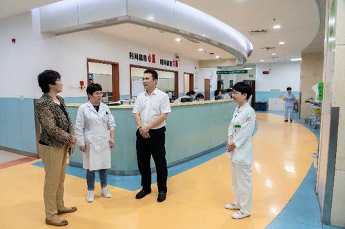 主题教育进行时18——市卫生健康委第一巡回指导组袁立江组长来我院