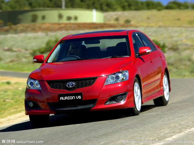 丰田aurion图片
