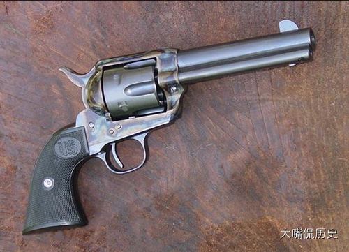军迷最爱左轮枪的世界好想来一支啊