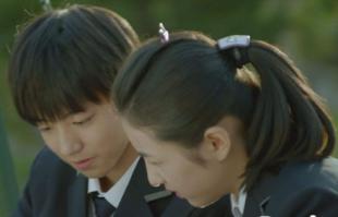 张子枫王俊凯亲密照曝光 张子枫和王俊凯是什么关系?