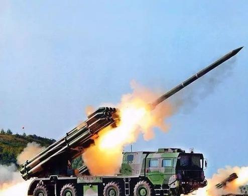 倾泻弹雨的战神——国产03式远程火箭炮