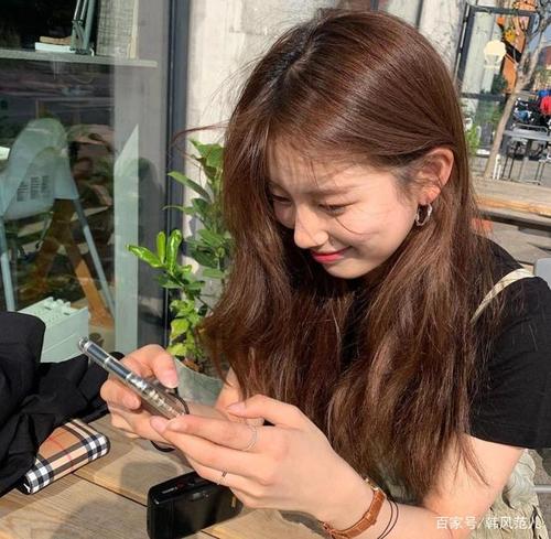 裴秀智的日常生活照,给人可爱又甜美的感觉,让人忍不