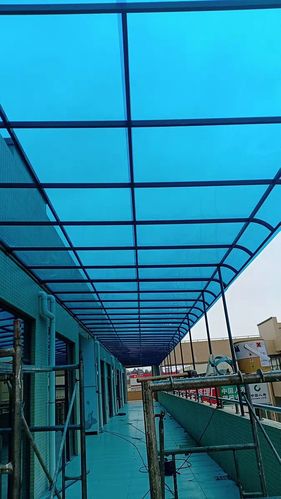 卡布隆阳光板,威海pc耐力板遮阳棚停车棚雨棚