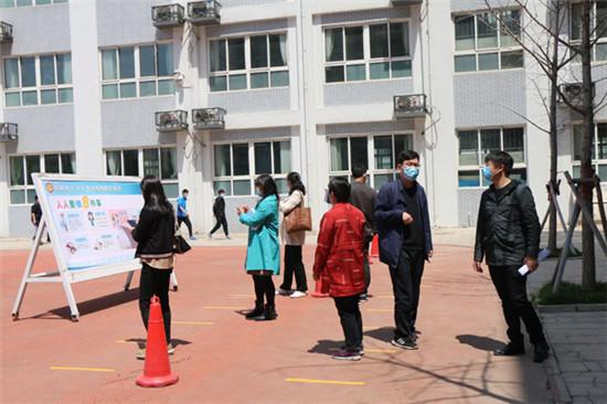 金水区督查郑州75中校园环境卫生综合整治专项工作