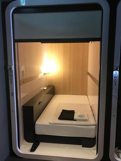 关西机场第一小屋胶囊旅馆first cabin kansai airport