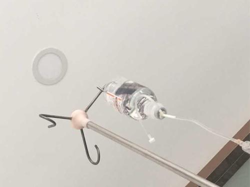 吊完以后胳膊都是木的 真的是能不生病就不要生病 简直受罪