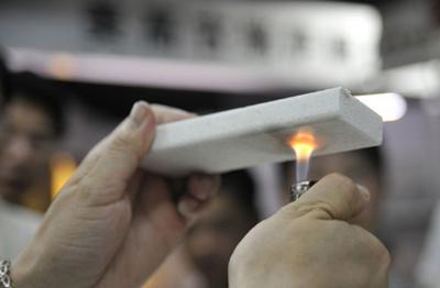 怎样辨别石英石好坏