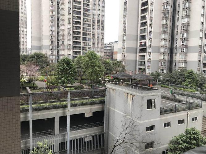 江北区吉安园茅溪小区4房130万