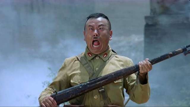 影视:潘长江老师最搞笑电影《举起手来》