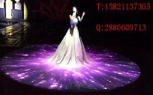 158211373653d全息投影是一种利用干涉和衍射原理记录并再现物体真实