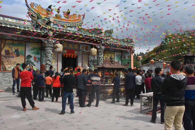 广东省惠东县黄埠镇林氏子午馆瑞狮队与大岭镇沙湖村村民新春联谊