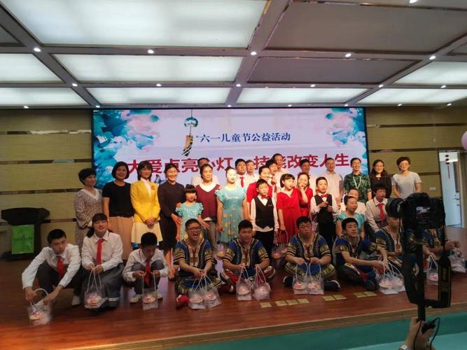 职特融通·携手发展——暨我校与杭州市杨绫子学校签署结对协议