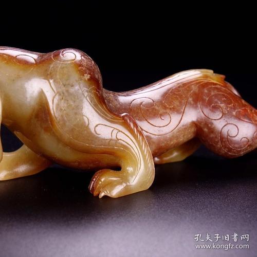高古和田玉雕老虎手把件