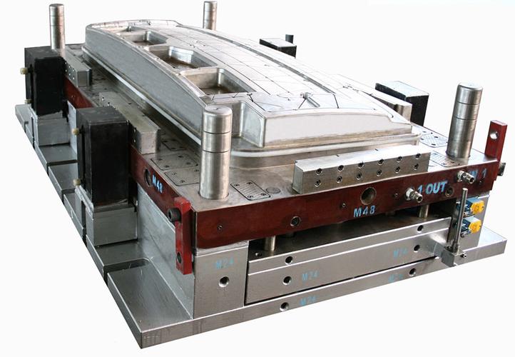 汽车模具的浇口位置