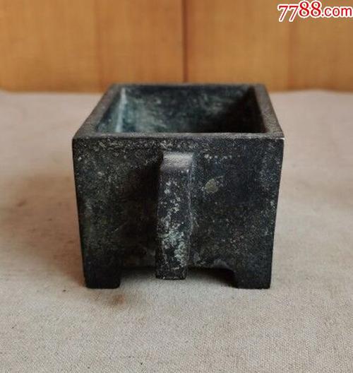厚重美品珍玩款马槽炉