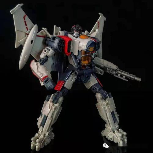 【有看点】变形金刚 ss65 闪电 被官方重新定义的角色