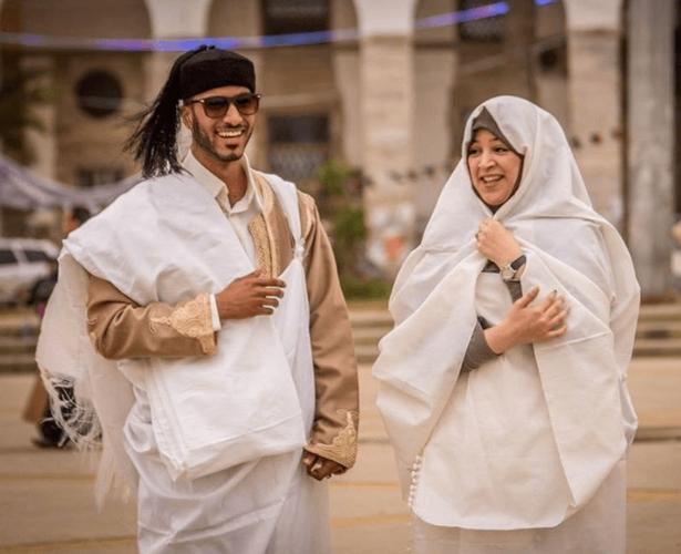 如何"看衣识人"?了解阿拉伯人的第一步必备技能