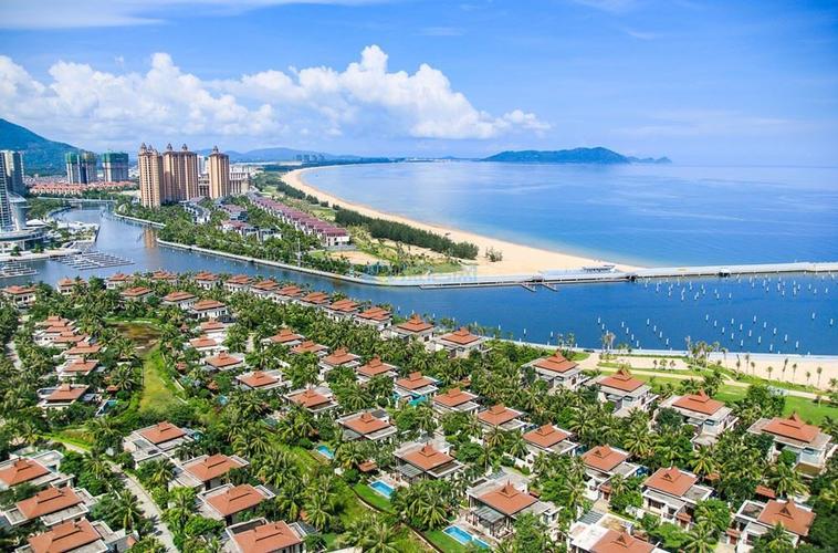 雅居乐清水湾小区海景别墅