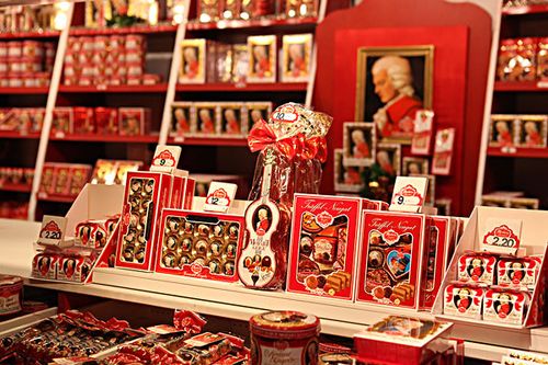 奥地利人对巧克力的喜爱仅次于瑞士人,平均每人每年消耗9.