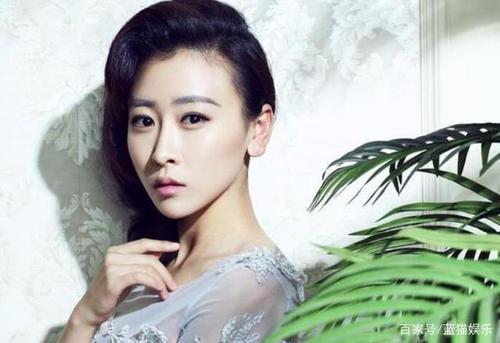 小演员刘露:终于以"醉鬼"式的行为作成人尽皆知的"