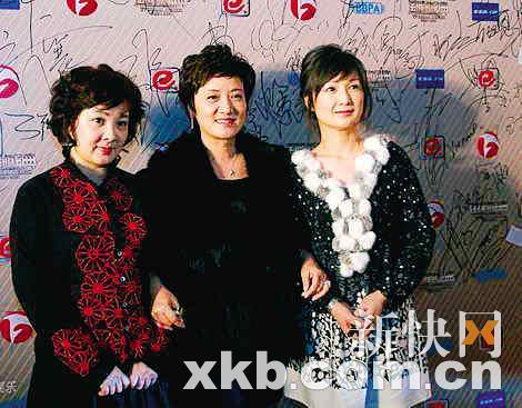 国剧盛典在京举行 董文华高歌压轴邓婕大发飙