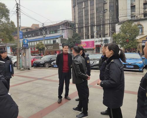 市城管局:全力维护春节期间市容环境秩序