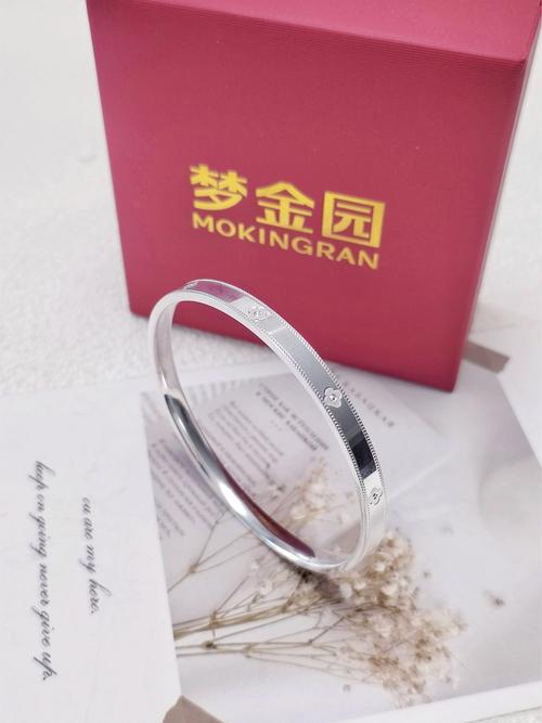 被幸运包围!四叶草银镯子绝了!