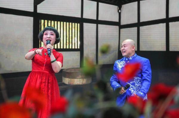 闭幕式邀请了享受国务院特殊津贴,中国戏剧梅花奖获得者,国家一级