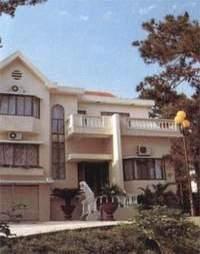 曝成龙世界各地的超级豪宅 生活极度奢华(组图)