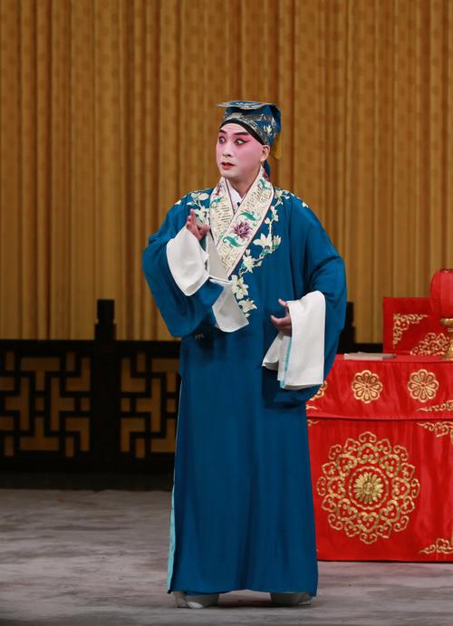 [转载]京剧《凤还巢》金喜全饰演穆居易