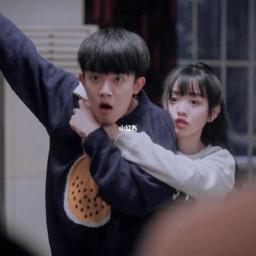 谈宋黄橙子情头_如此可爱的我们影评_影视_电视(图文)