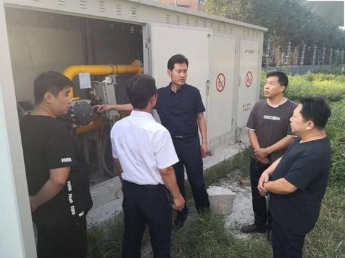 威县县委副书记王忠献到有关乡镇进行督导检查